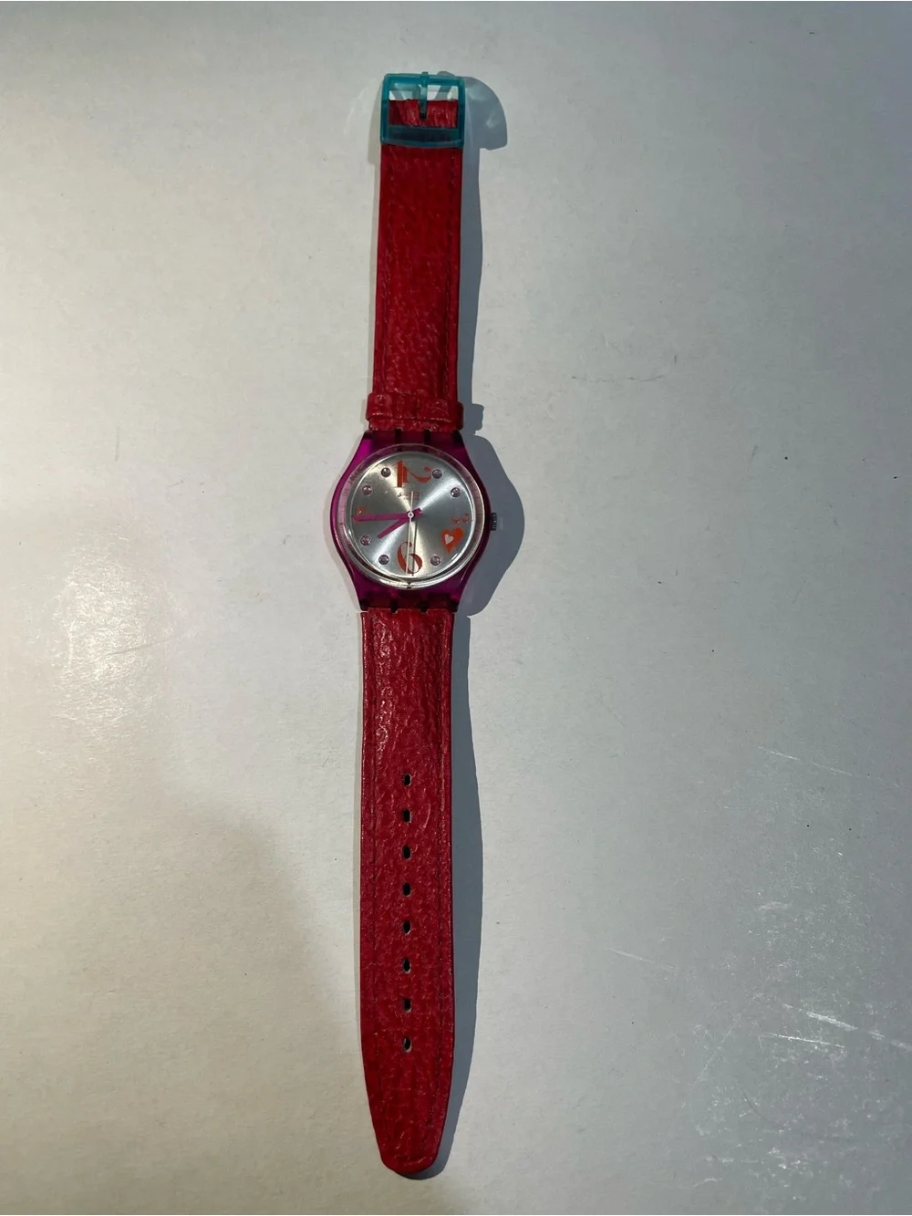 Used Swatch Watch LOVING TWISTER HEARTS GV120 Valentine's Day 2009